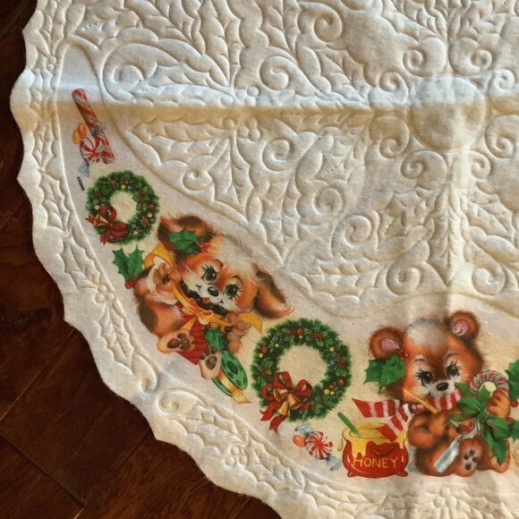 VTG White Felt Christmas Tree Skirt Tablecloth Teddy Bears Rennoc Joyce Garofalo - Picture 2 of 10